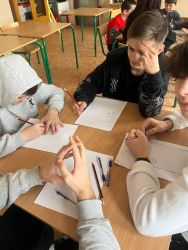 2025 02 15 integracne aktivity s detmi cudzincov na zs krcmeryho v nitre