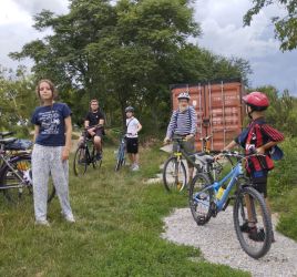 na bicykli k lepsej komunite