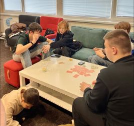 2025 05 26 piatkove poobedie v klube aktivity